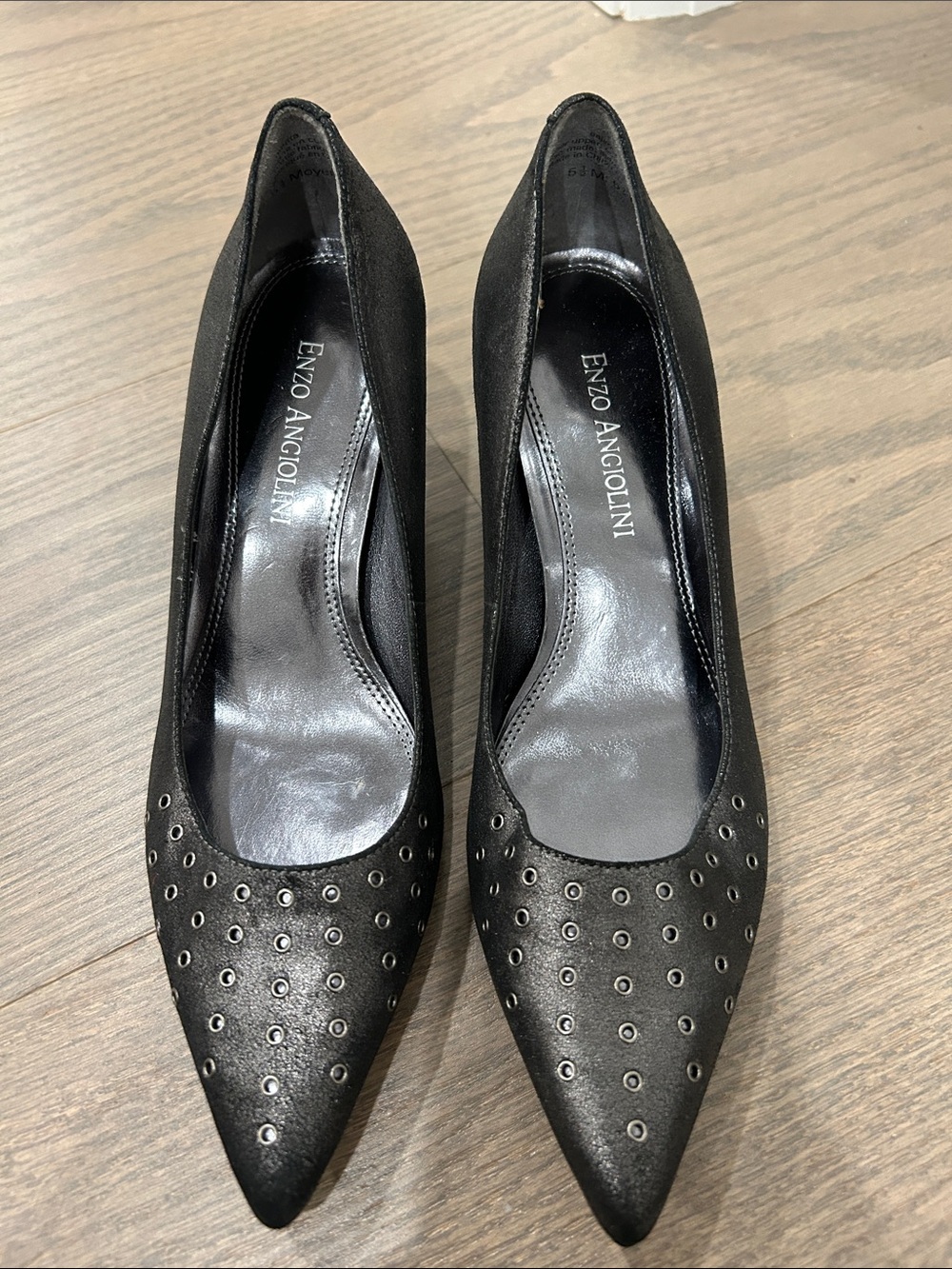 Enzo Angiolini Black Pointed Toe Eyelet Pumps